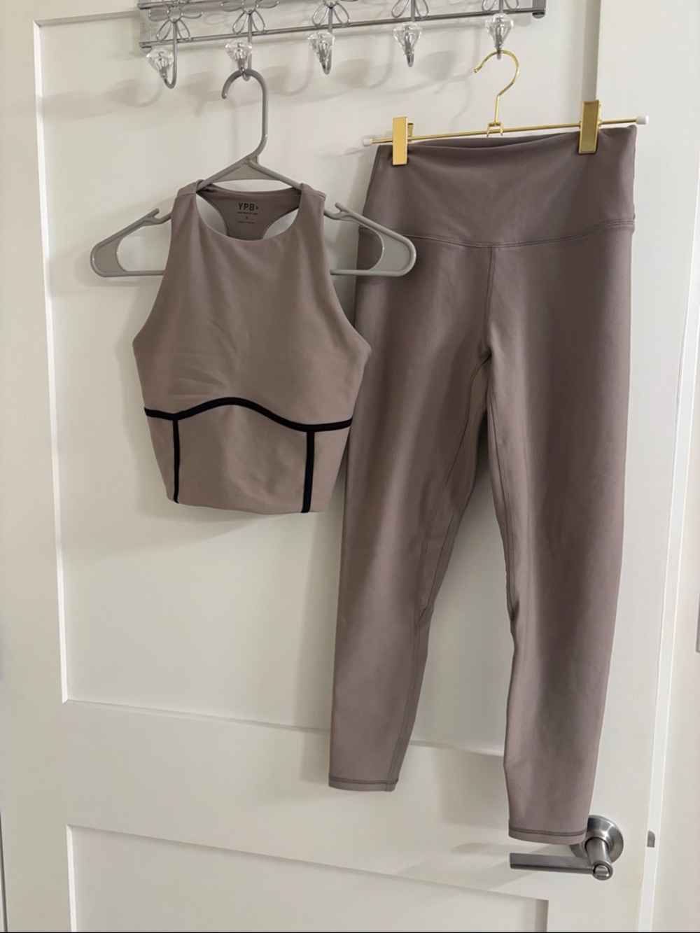Abercrombie & Fitch Mauve-Taupe High-Rise Leggings with Cropped Tank